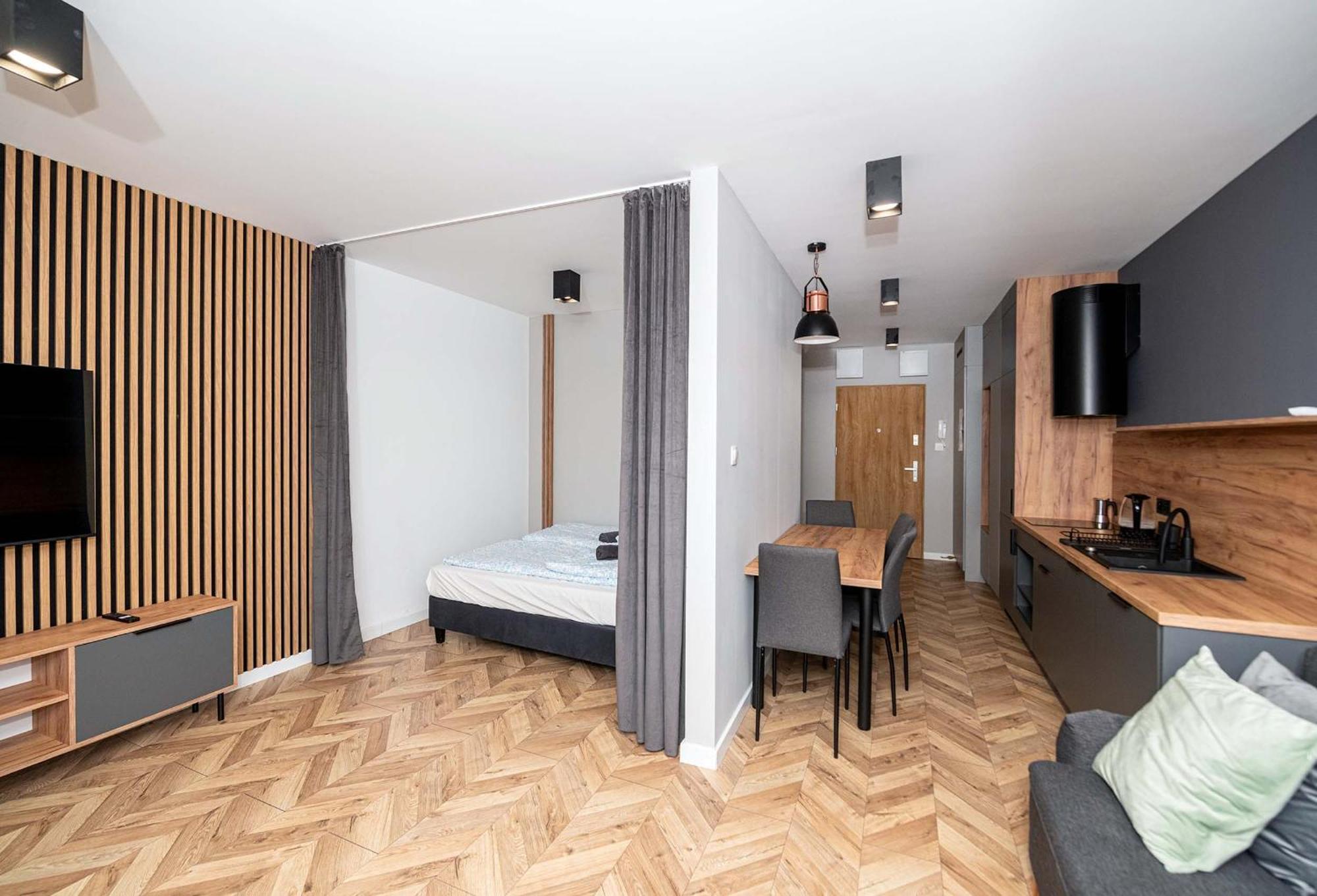 City Host Wolczanska Łódź Extérieur photo